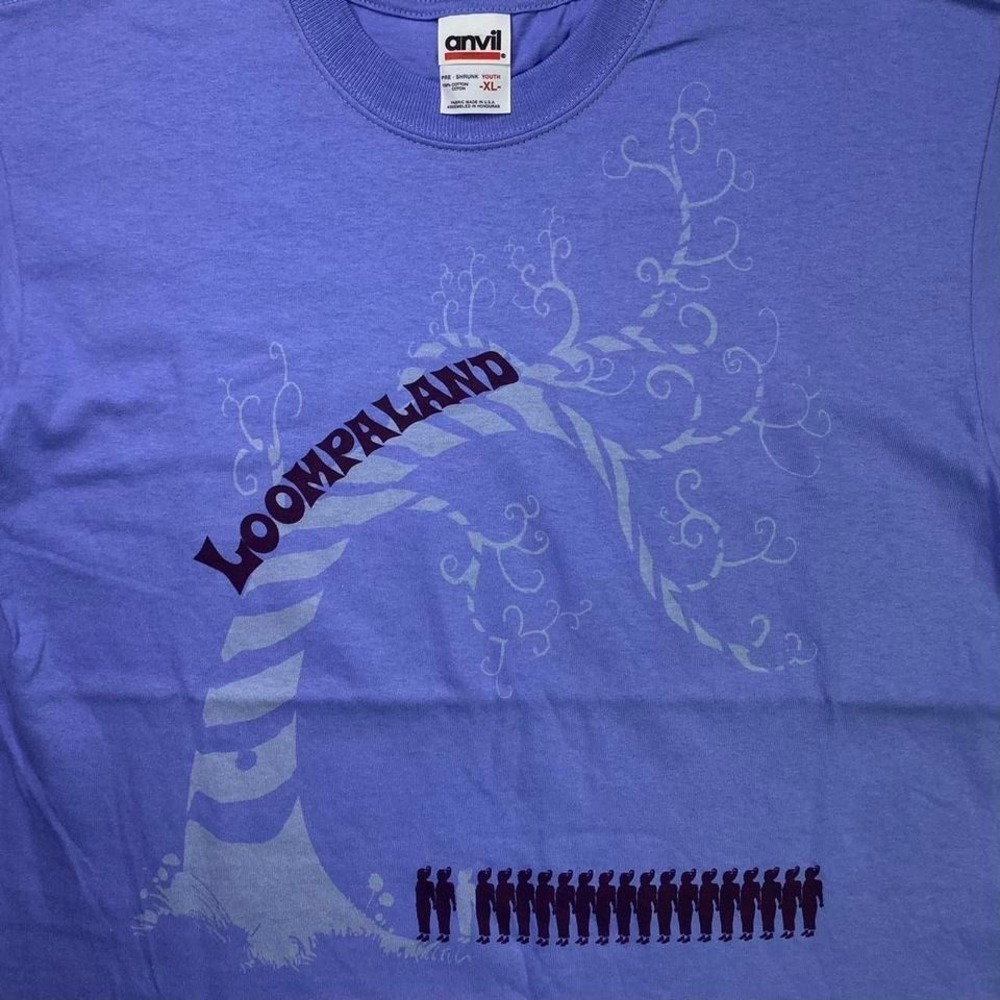 Vintage 2000s Charlie and the Chocolate‎ Factory x LOOMPALAND movie promo shirt